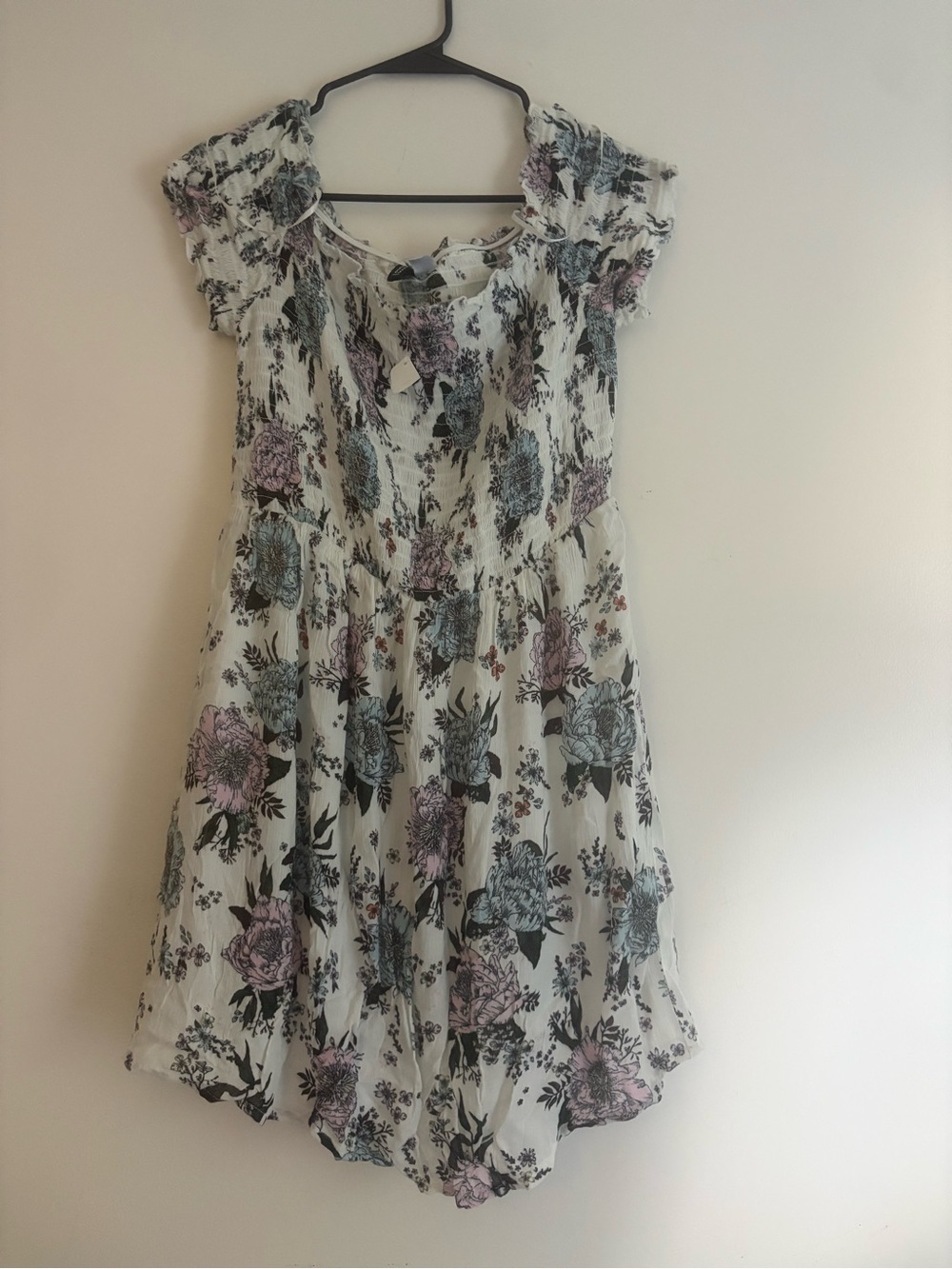 H&M Cream Floral Short-Sleeve Ruffle Neck Dress with Pink & Blue Flowers